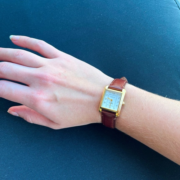 Coach Timeless Leather Watch - Picture 8 of 10